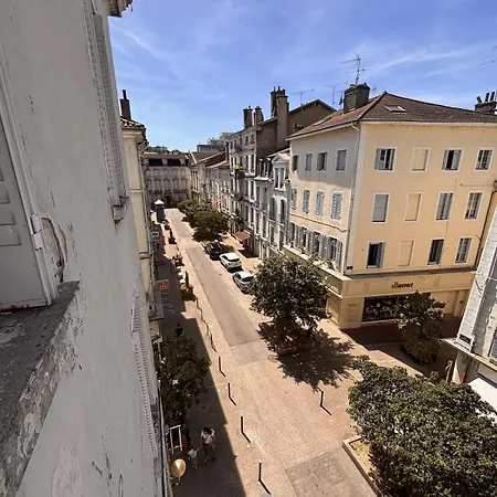 Le Cocon Bressan Hyper Centre & Lumineux Apartment
